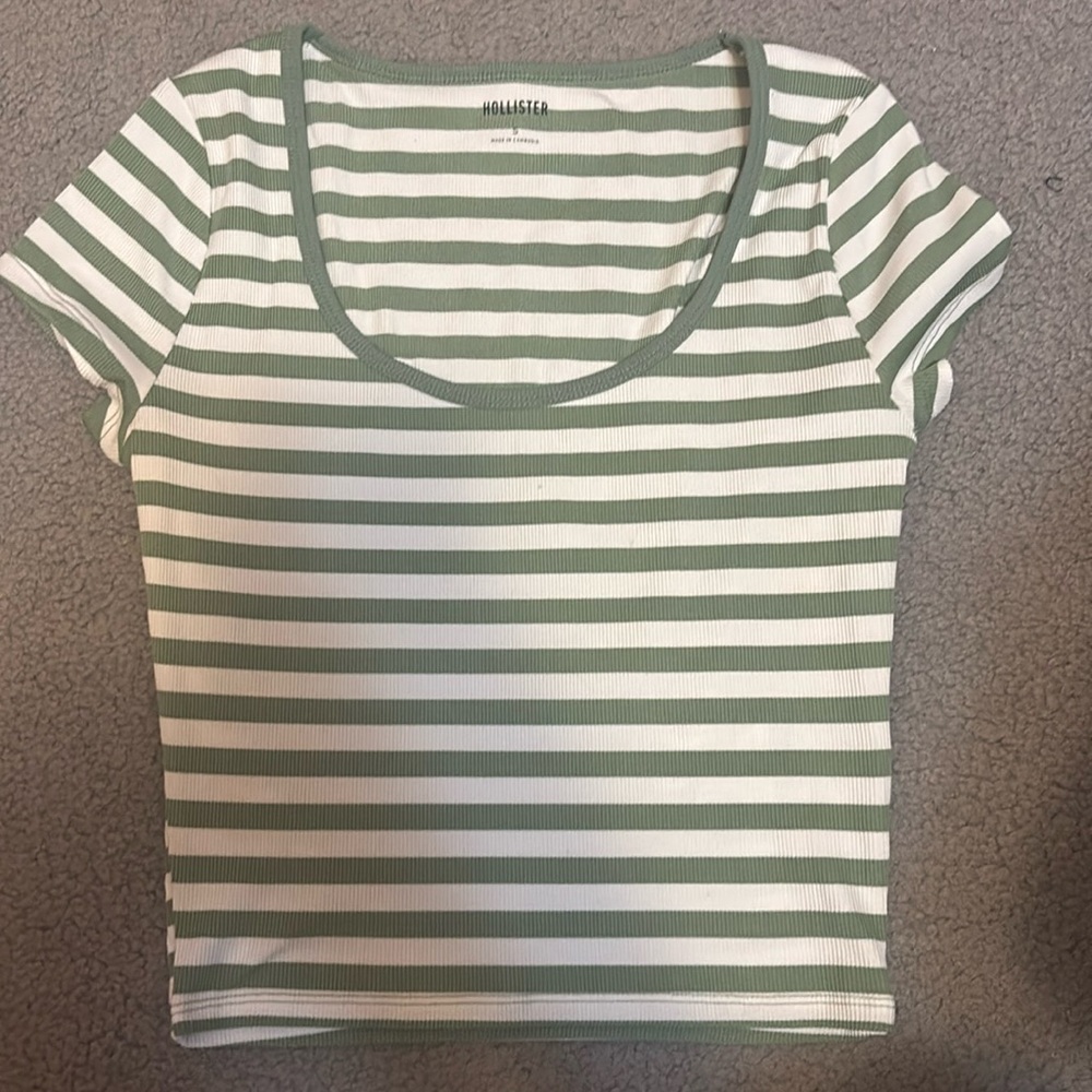 Hollister Size Small Green and White striped tee shirt